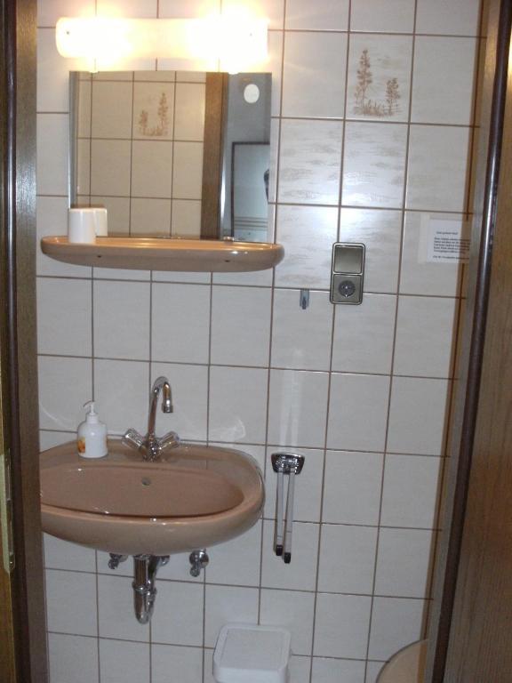 Haus Sonneneck Otel Medebach Oda fotoğraf