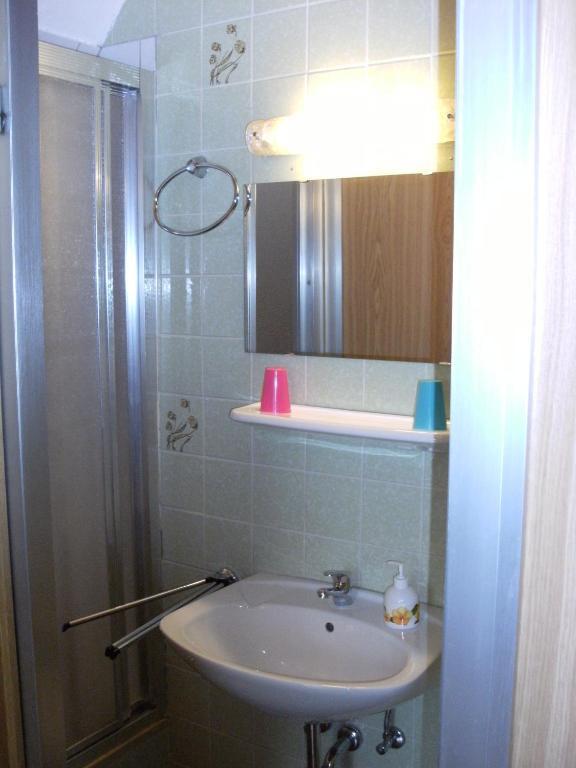 Haus Sonneneck Otel Medebach Oda fotoğraf