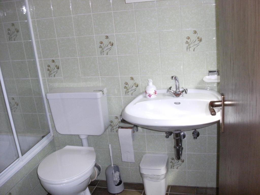 Haus Sonneneck Otel Medebach Oda fotoğraf